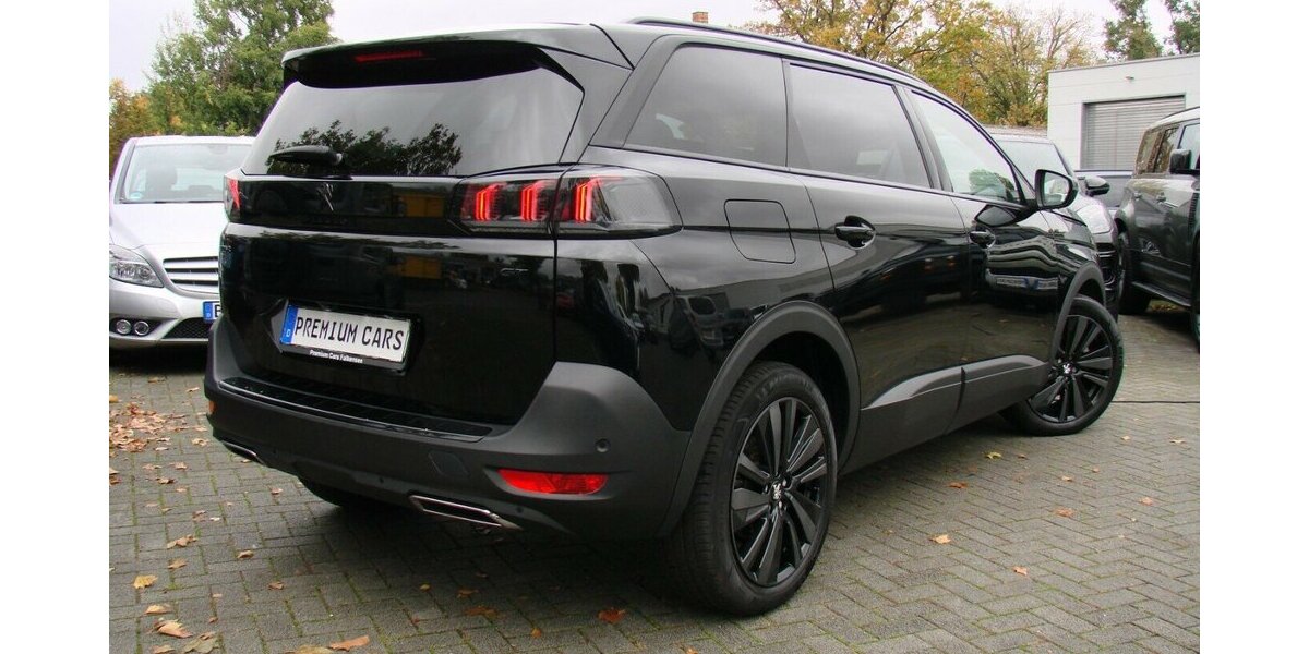 Peugeot 5008 1.2 PureTech 130 GT Focal ACC Pano 7Sitzer Le 30.873 km 26.980 &euro; Falkensee 14612