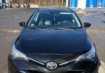 Toyota Avensis 122.013 km 11.500 &euro; Berlin 12619
