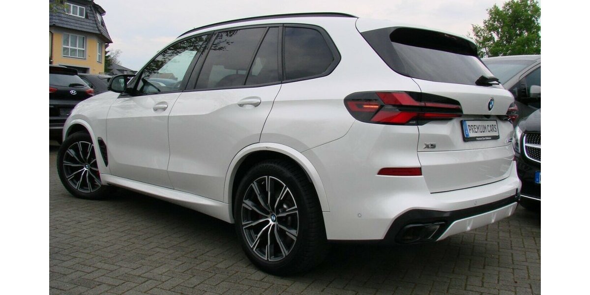 BMW X5 M60 i V8 M-Sport Pro xDrive Exclusiv Pano Luftf 12.812 km 82.980 &euro; Falkensee 14612