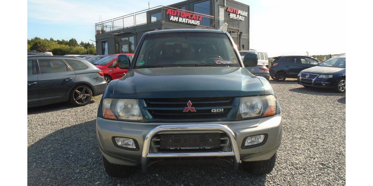 Mitsubishi Pajero 179.000 km 10.950 &euro; Wildau 15745