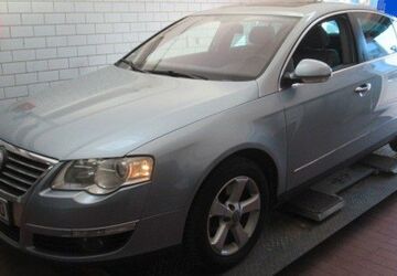 VW Passat 128.700 km 6.200 &euro; Berlin 12349