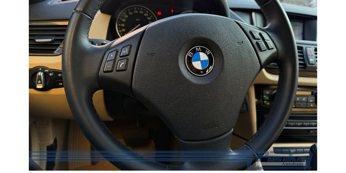 BMW X1 18 i sDrive Aut.*NAV*SHZ*Leder*USB*AC* 100.000 km 10.490 &euro; Berlin 13187