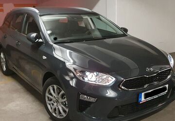 Kia ceed Sportswagon 104.000 km 14.700 &euro; Berlin 10435