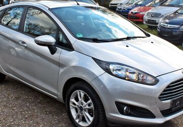 Ford Fiesta 65.800 km 6.700 &euro; Berlin 13057
