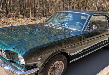 Ford Mustang 141.112 km 29.000 &euro; Berlin 12439