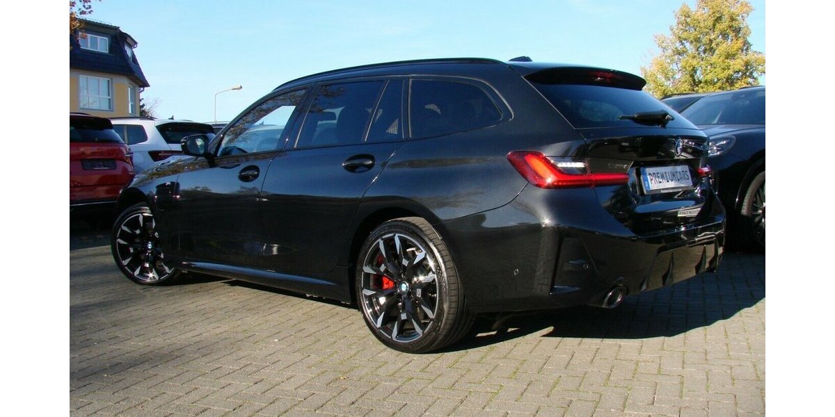 BMW 330e Touring LCI M SportPro HUD HiFi AHK 360º 15.130 km 42.980 &euro; Falkensee 14612