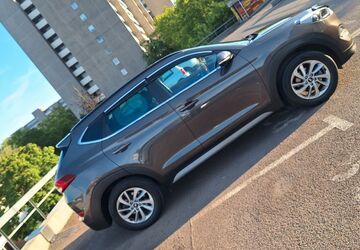 Hyundai TUCSON 85.000 km 18.000 &euro; Berlin 12353