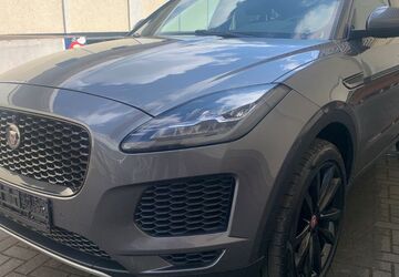 Jaguar E-Pace 131.400 km 14.990 &euro; Berlin 12057