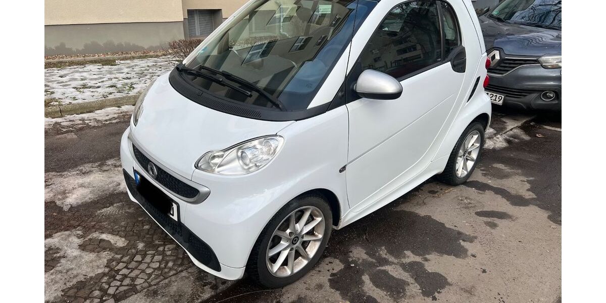 Smart ForTwo 59.800 km 6.250 &euro; Berlin 12105