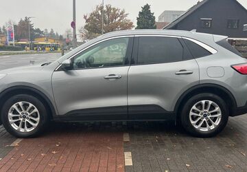 Ford Kuga 98.000 km 19.900 &euro; Berlin 12349