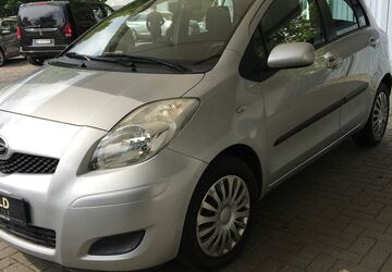 Daihatsu Charade 129.599 km 5.980 &euro; Berlin 10315