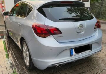 Opel Astra 225.000 km 5.000 &euro; Berlin 13437