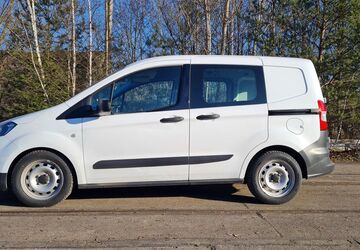 Ford Transit Courier 100.000 km 11.000 &euro; Berlin 13089