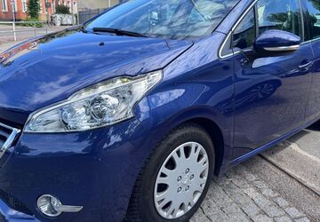 Peugeot 208 31.000 km 9.690 &euro; Berlin - Tempelhof 12107