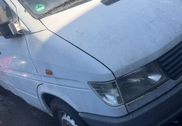 Mercedes-Benz Sprinter 180.132 km 2.900 &euro; berlin 10829