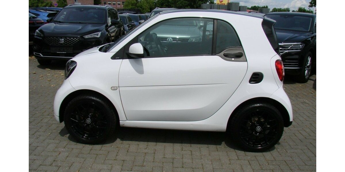 Smart ForTwo Prime Pano Leder Tempomat Cool & Media-Pake 85.132 km 11.980 &euro; Falkensee 14612