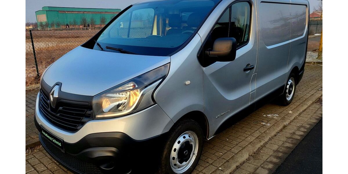Renault Trafic 225.100 km 8.590 &euro; Hennigsdorf 16761