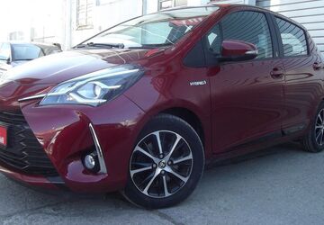 Toyota Yaris 43.100 km 15.499 &euro; Berlin 12277