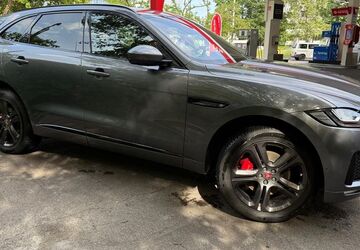 Jaguar F-Pace 99.500 km 27.500 &euro; Berlin 14052