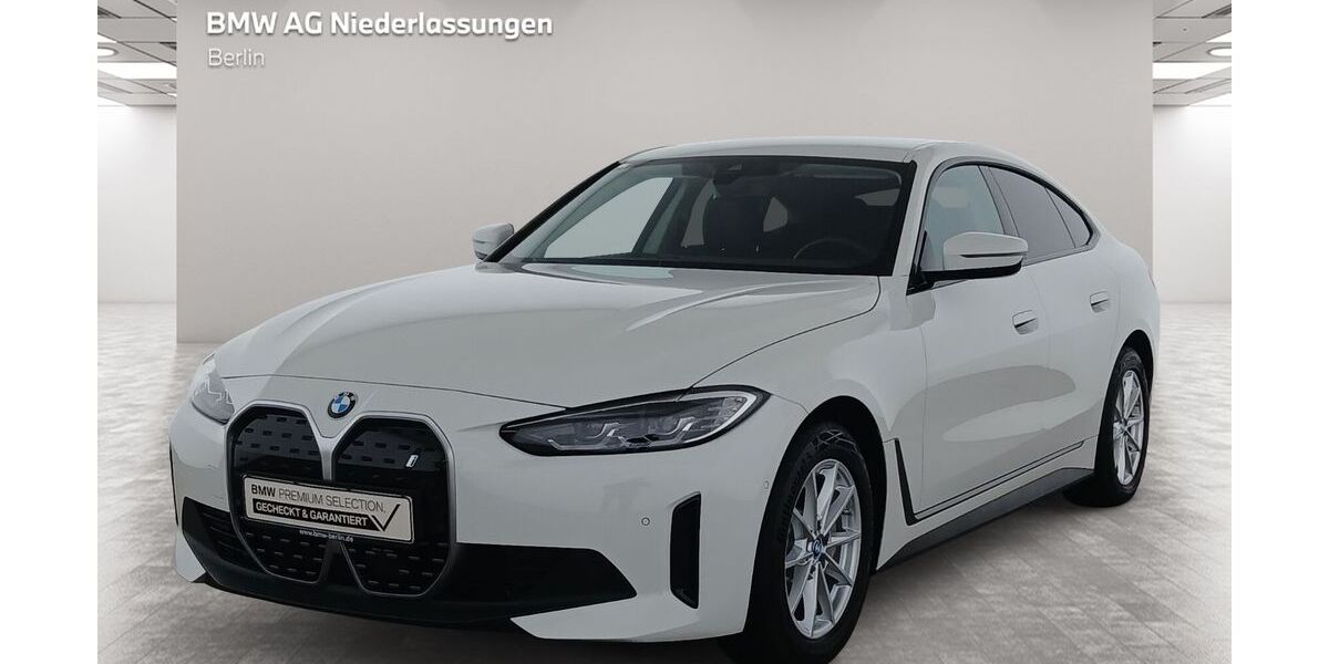 BMW i4 33.767 km 37.700 &euro; Berlin 14057