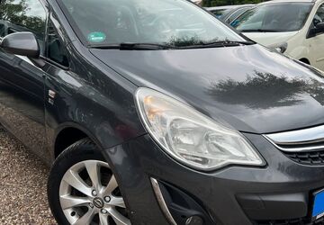 Opel Corsa 111.312 km 4.790 &euro; Berlin 13089