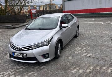 Toyota Corolla 114.000 km 11.490 &euro; Berlin 10179