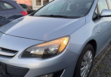 Opel Astra 131.000 km 4.900 &euro; Wildau 15745