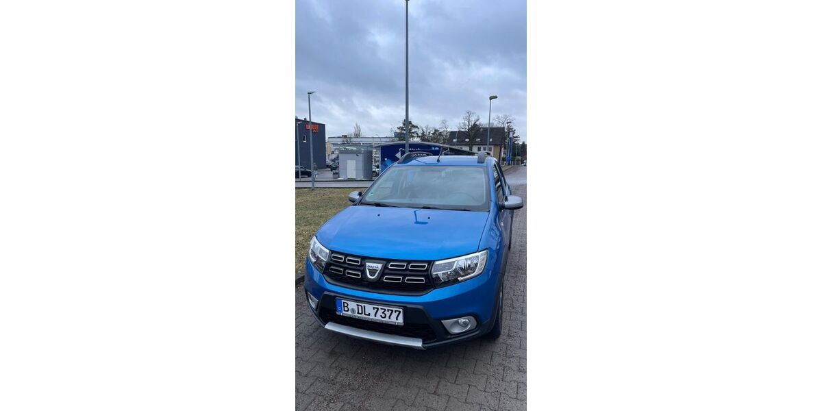 Dacia Sandero 39.600 km 7.899 &euro; Berlin 13503