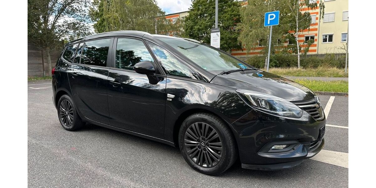 Opel Zafira Tourer 162.000 km 12.198 &euro; Berlin 13597