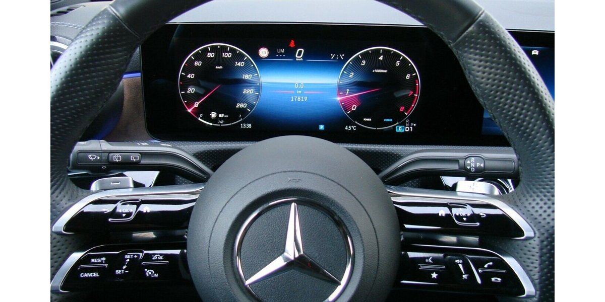 Mercedes-Benz CLA 180 Shooting Brake AMG Night Paket LED 360º Di 17.812 km 29.980 &euro; Falkensee 14612
