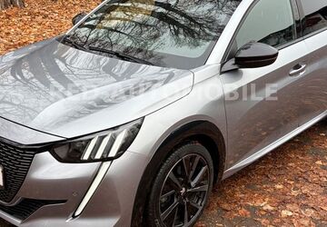 Peugeot 208 27.500 km 15.490 &euro; Berlin 12249