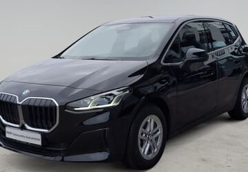 BMW 218 Active Tourer 28.394 km 22.290 &euro; Potsdam 14482