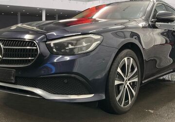 Mercedes-Benz E 300 158.000 km 23.250 &euro; Berlin 12043