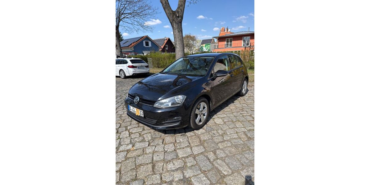VW Golf 103.700 km 9.950 &euro; Berlin 12524