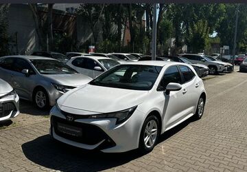 Toyota Corolla 30.519 km 22.315 &euro; Berlin 13403