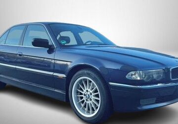 BMW 740 174.000 km 16.500 &euro; Potsdam 14480