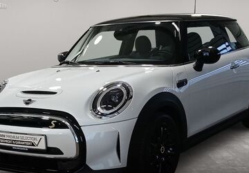 Mini Cooper SE 26.030 km 18.900 &euro; Berlin 14057