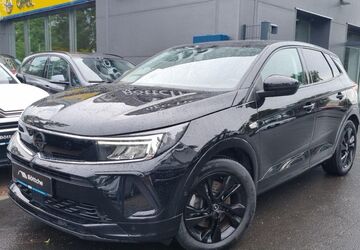 Opel Grandland (X) 27.641 km 28.980 &euro; Potsdam 14480