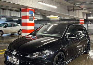 VW Golf 120.000 km 23.599 &euro; Berlin 10557