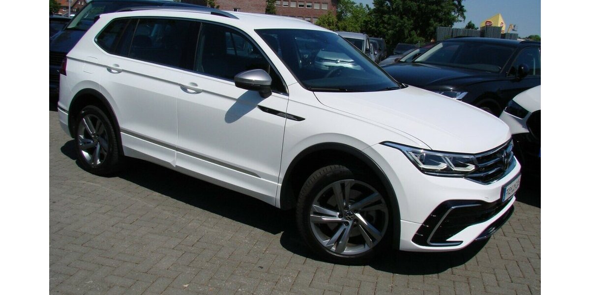 VW Tiguan Allspace 2.0TDi R-Line 4Motion ACC LED 13.839 km 38.980 &euro; Falkensee 14612