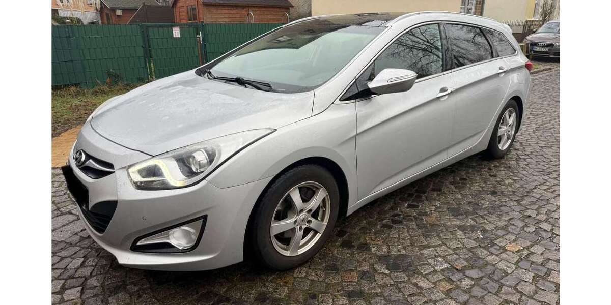 Hyundai i40 158.200 km 7.850 &euro; Berlin 10317