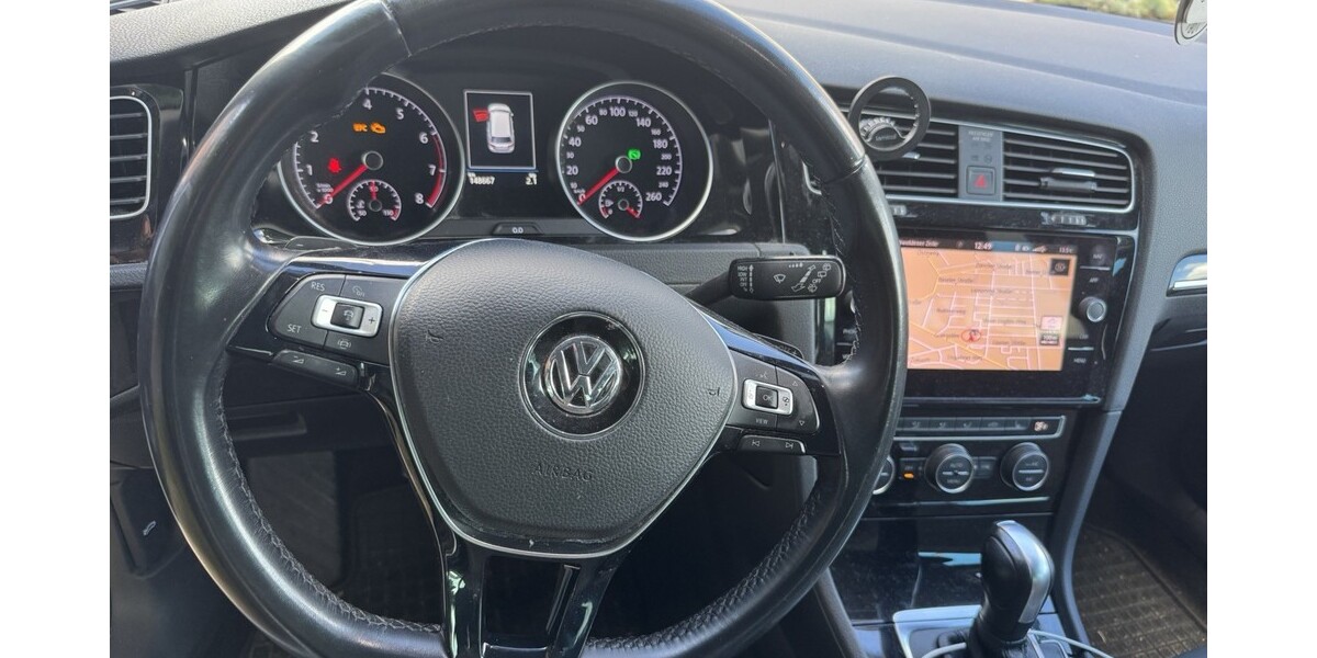 VW Golf 156.000 km 15.000 &euro; Berlin 10178