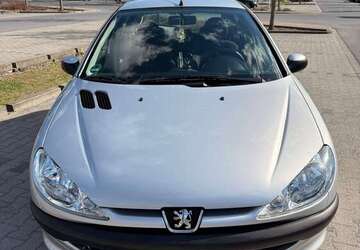 Peugeot 206 120.000 km 2.750 &euro; Potsdam, Stadt 14473