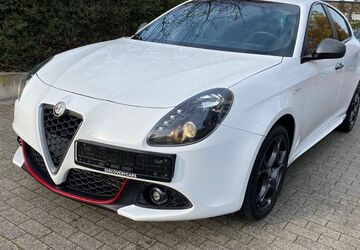 Alfa Romeo Giulietta 154.471 km 12.390 &euro; Berlin 13581