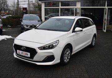 Hyundai i30 115.233 km 10.990 &euro; Berlin 12683