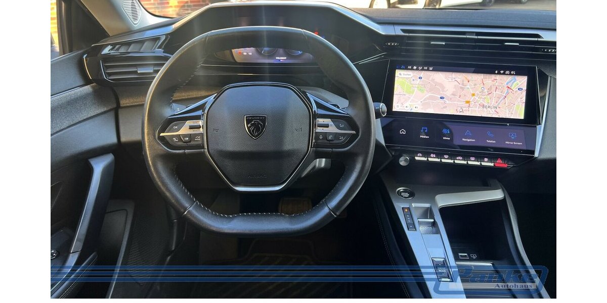 Peugeot 308 Allure EAT8*NAV*Carplay*LED*360°*Cockpit* 150.000 km 17.990 &euro; Berlin 13187