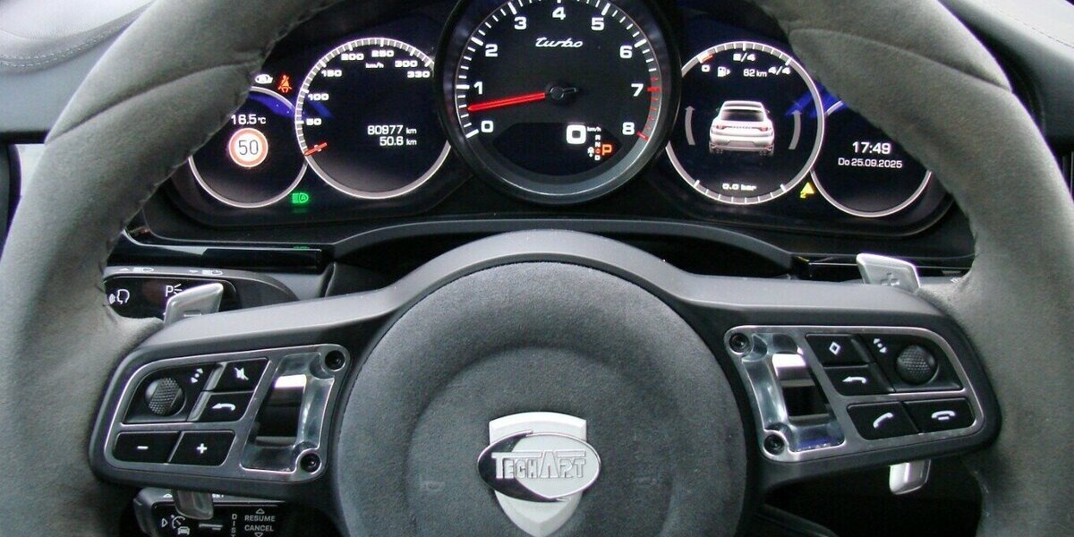 Porsche Cayenne Turbo TECHART Matrix Pano ACC Vierradlenku 79.356 km 79.980 &euro; Falkensee 14612