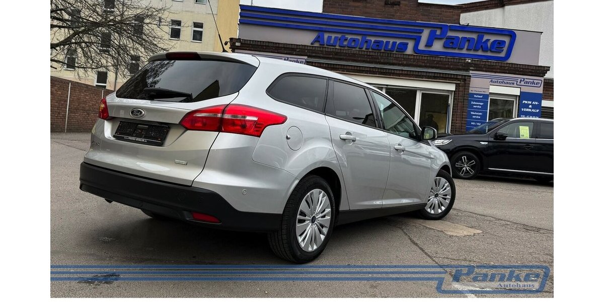 Ford Focus 1.0 EcoBoost Business*NAV*RFK*SHZ*Carplay* 111.786 km 7.480 &euro; Berlin 13187