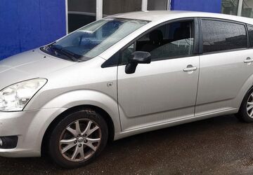 Toyota Corolla Verso 200.000 km 3.499 &euro; Berlin 13405