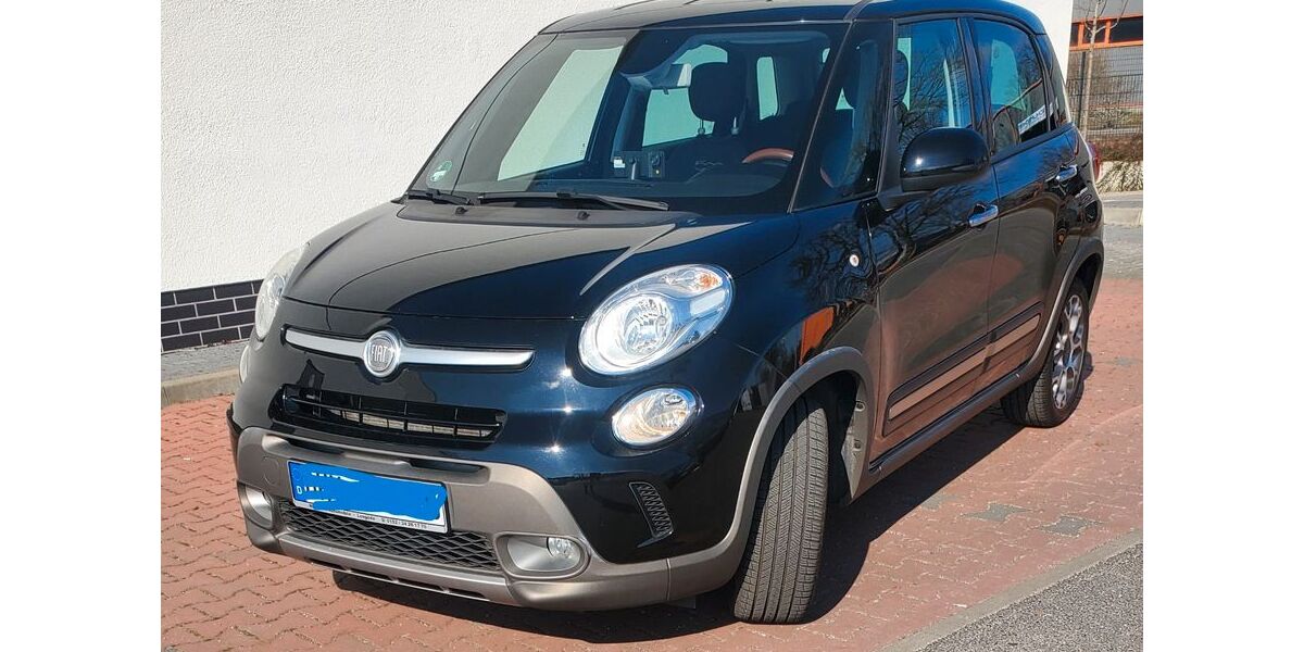 Fiat 500L Trekking 58.750 km 9.700 &euro; Leegebruch 16767
